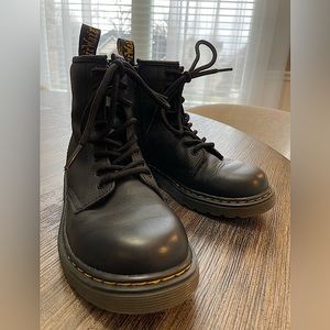 US Size 2 Original Doc Martens, Extremely Good Condition